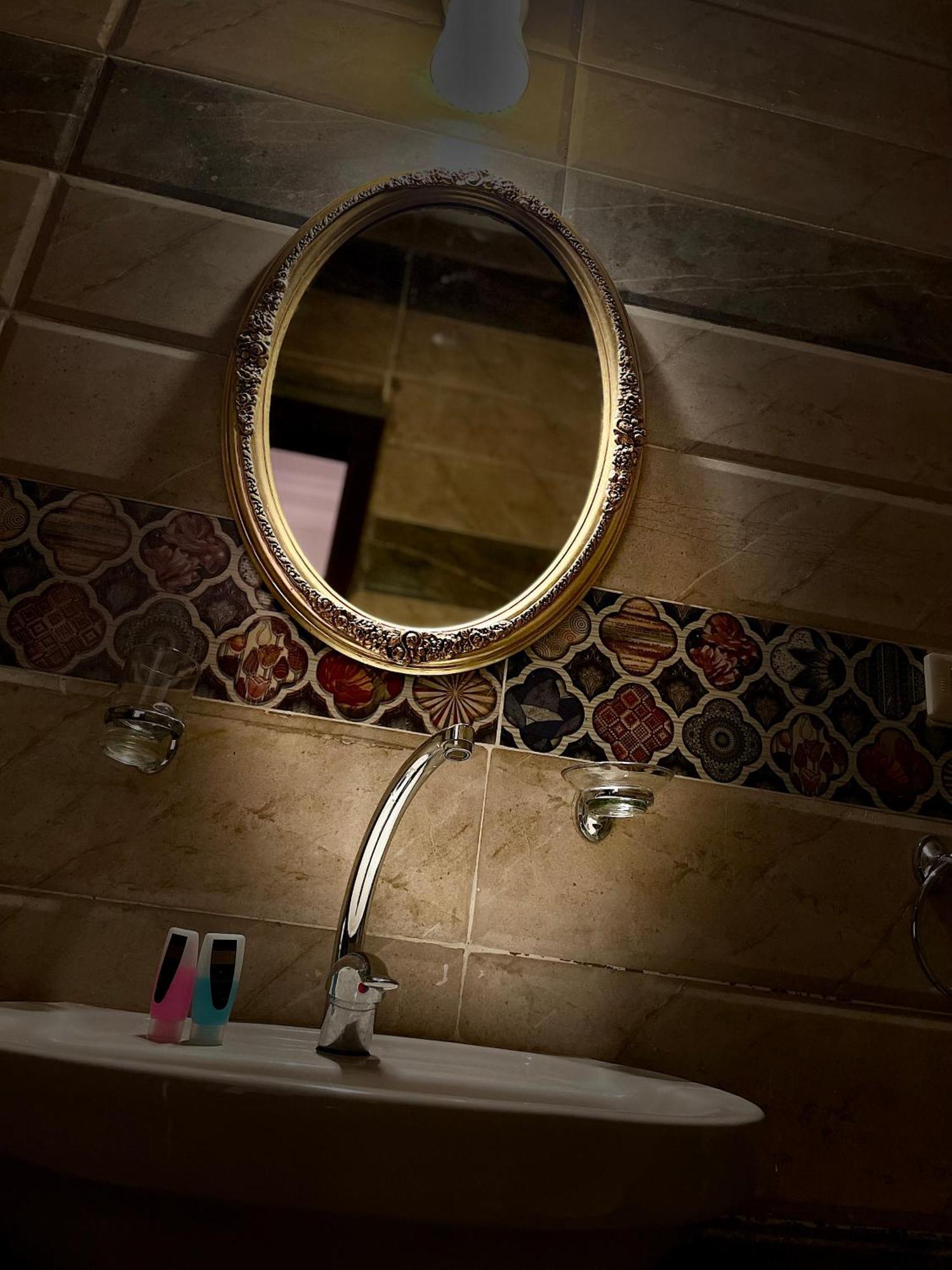 Pyramids Home Inn カイロ エクステリア 写真
